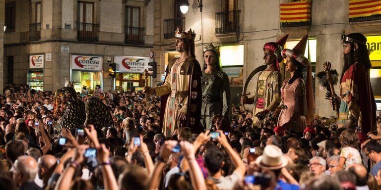 Campanas, gigantes y exposición: este lunes en la Mercè de Barcelona