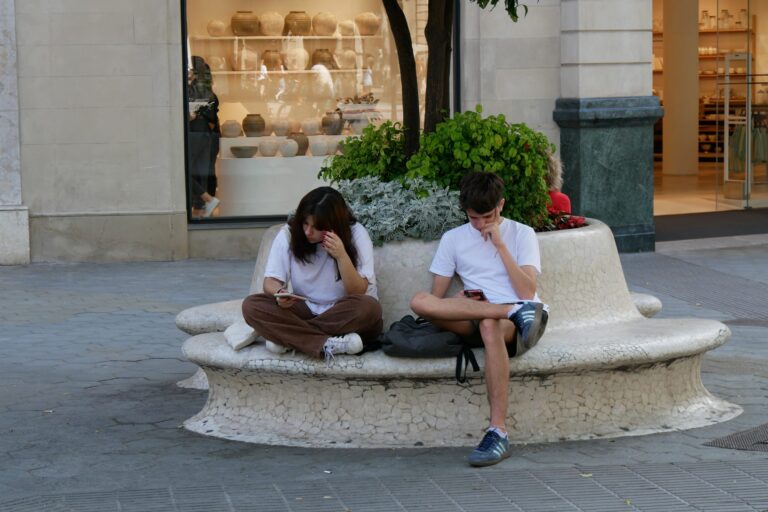 Dimisiones en serie, un fenómeno español