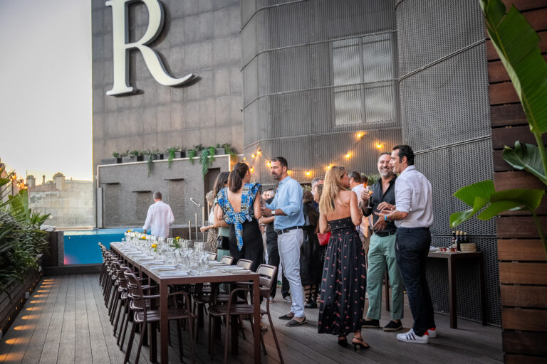 Un fotógrafo videógrafo francés para empresas en Barcelona.