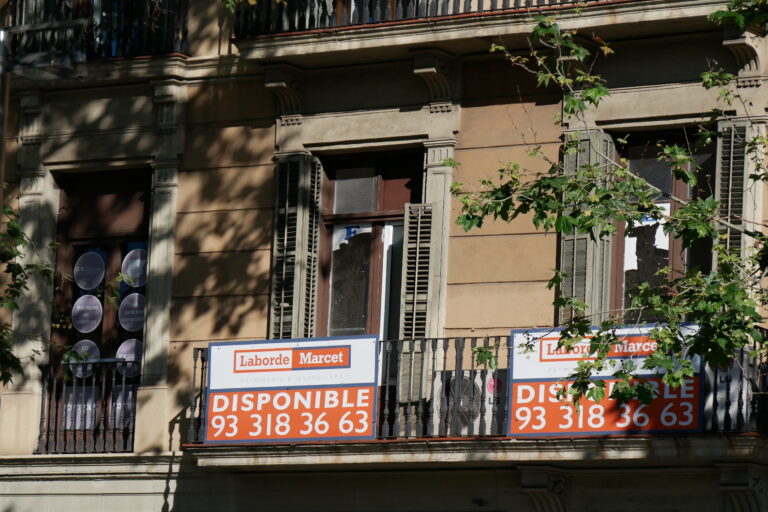 ¿Cuántos franceses hay en Barcelona?