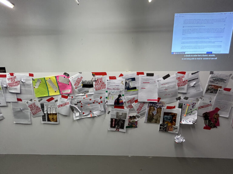 Prostitutas, transexuales y migrantes: la conmovedora nueva exposición en el centro de Santa Mónica