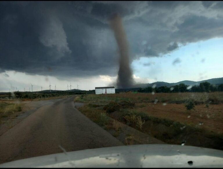 Tormenta en España: 50 muertos, Cataluña en alerta