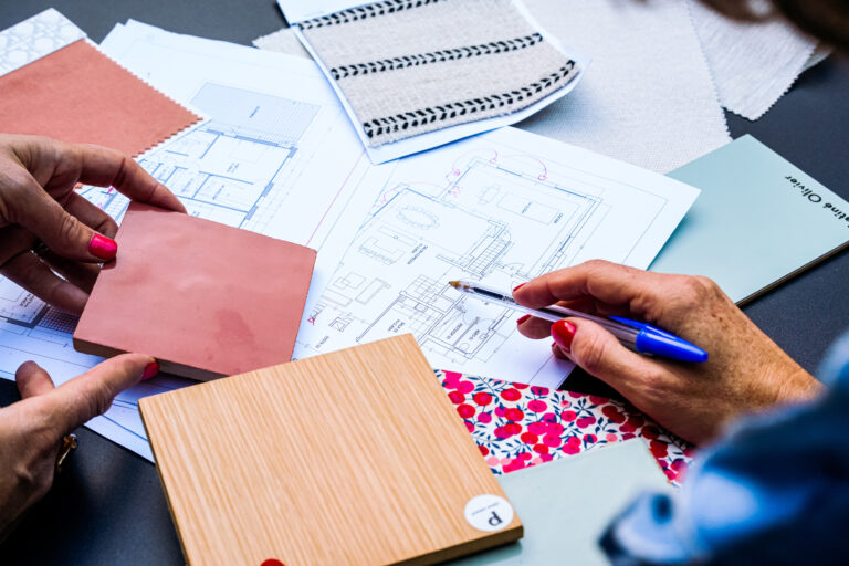 En Barcelona, ​​un estudio de interiorismo francés para renovar y potenciar espacios