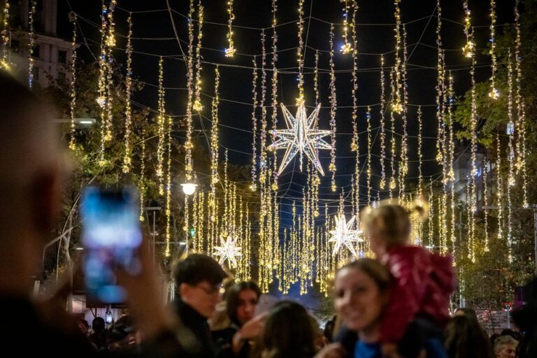 Espectáculo inaugural de Navidad 2024 en Barcelona: que esperar