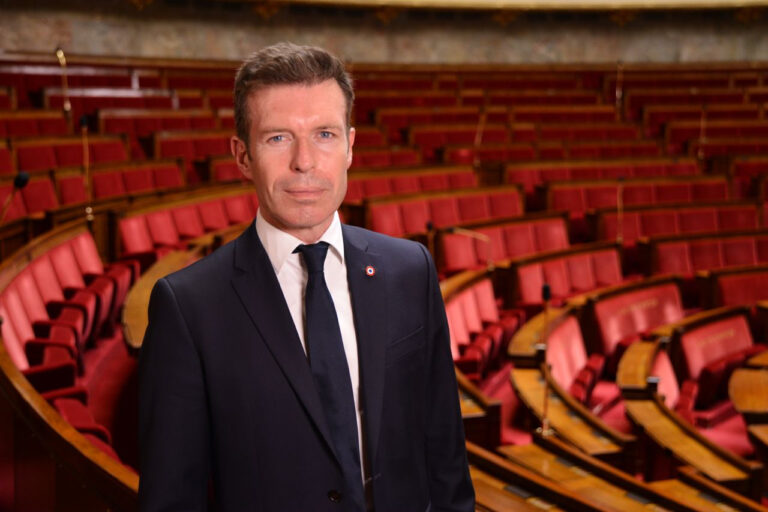 Stéphane Vojetta: “España podría beneficiarse de una caída del atractivo de Francia”