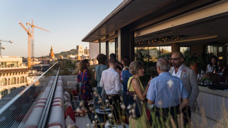 Por qué Barcelona es la capital de las redes entre expatriados