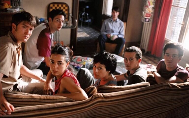 Coloc de por vida: estas parejas de Barcelona que no pueden prescindir de él (o salir)