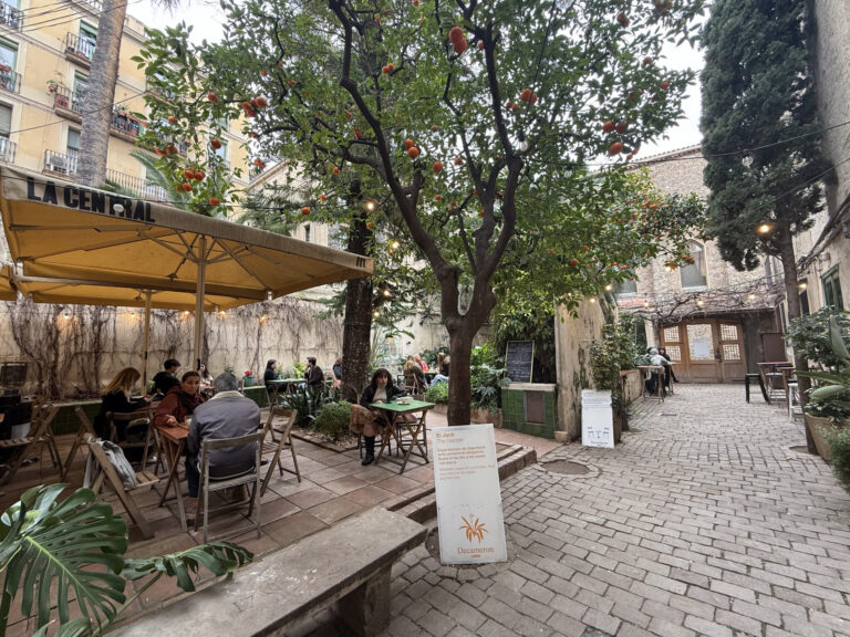 Las buenas direcciones de Barcelona: en el Raval con Laurelenn