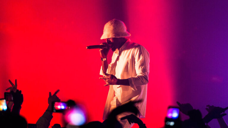 ¿Por qué Barcelona fascina tanto a los raperos franceses?