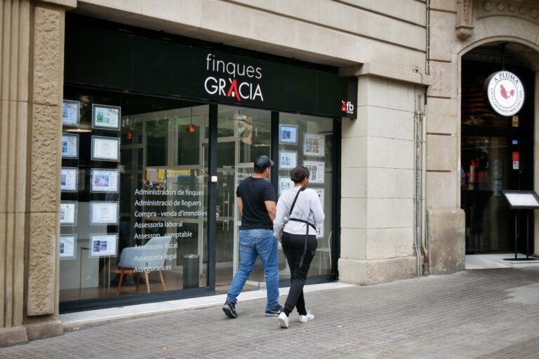 Cuando Barcelona ya no le gustan sus expatriados: Historia de una fractura urbana