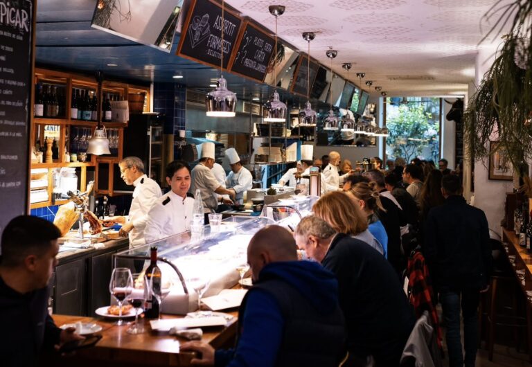 Dónde comer local en Barcelona: 6 restaurantes típicos