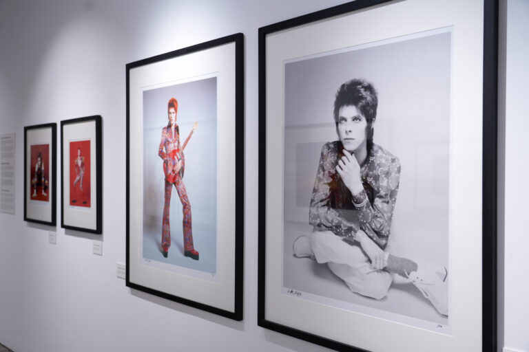 Bowie, Titanic, Emociones: 5 exposiciones injustas en Barcelona este verano