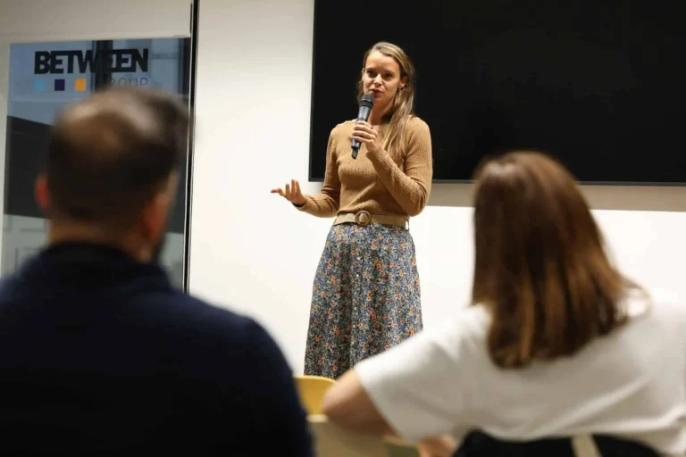 Volver a la tecnología francesa Barcelona: ¿Hay una vida después de la tecnología?
