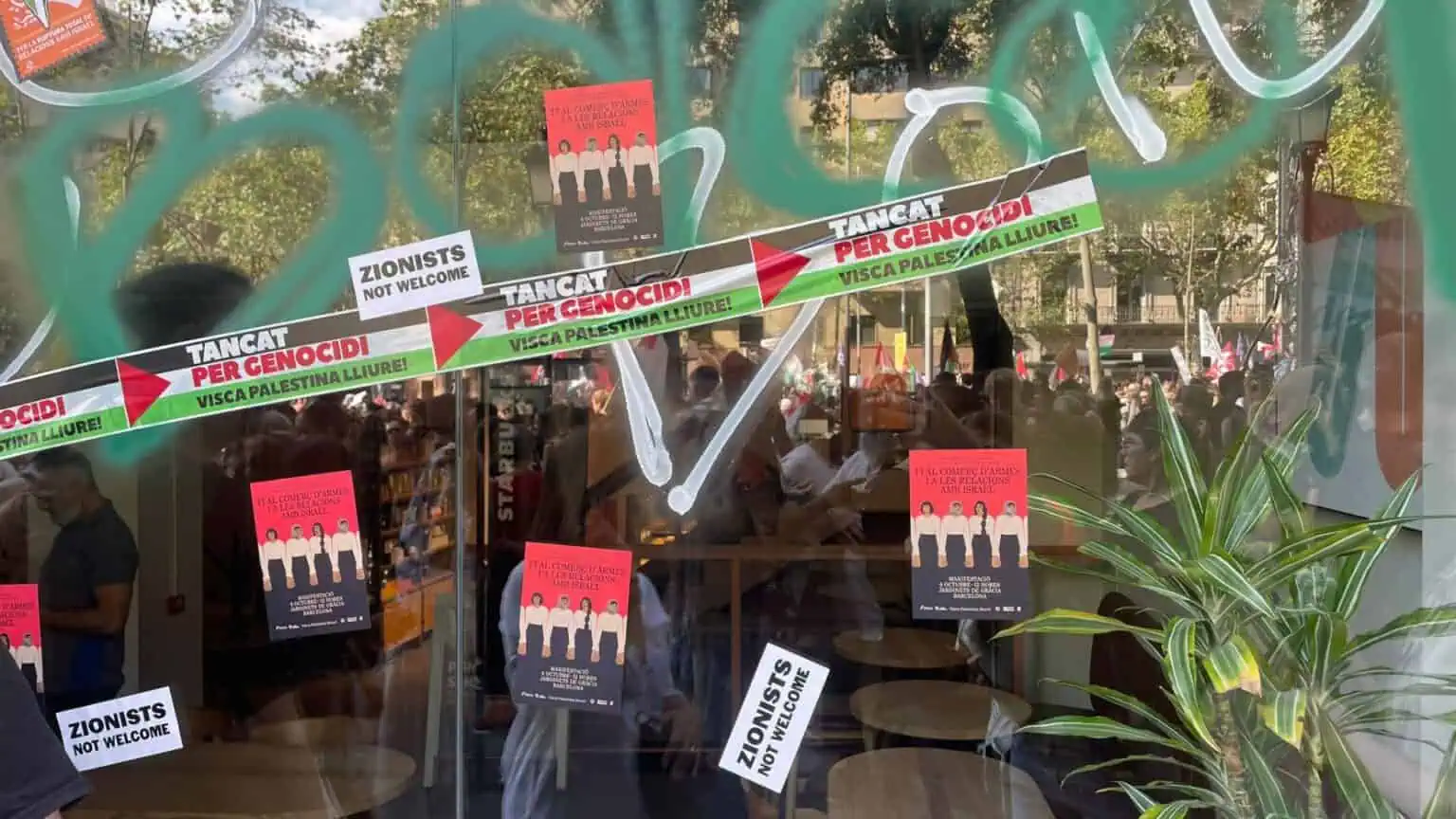 Starbuks conejillos de indias Demonstacio 041025 1536x864 1