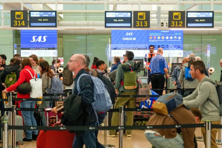 El aeropuerto de Barcelona invierte para acelerar los vuelos nocturnos