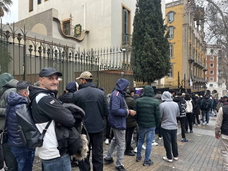El infierno de las reuniones del NIE en España: ¿incompetencia técnica o racismo institucional?