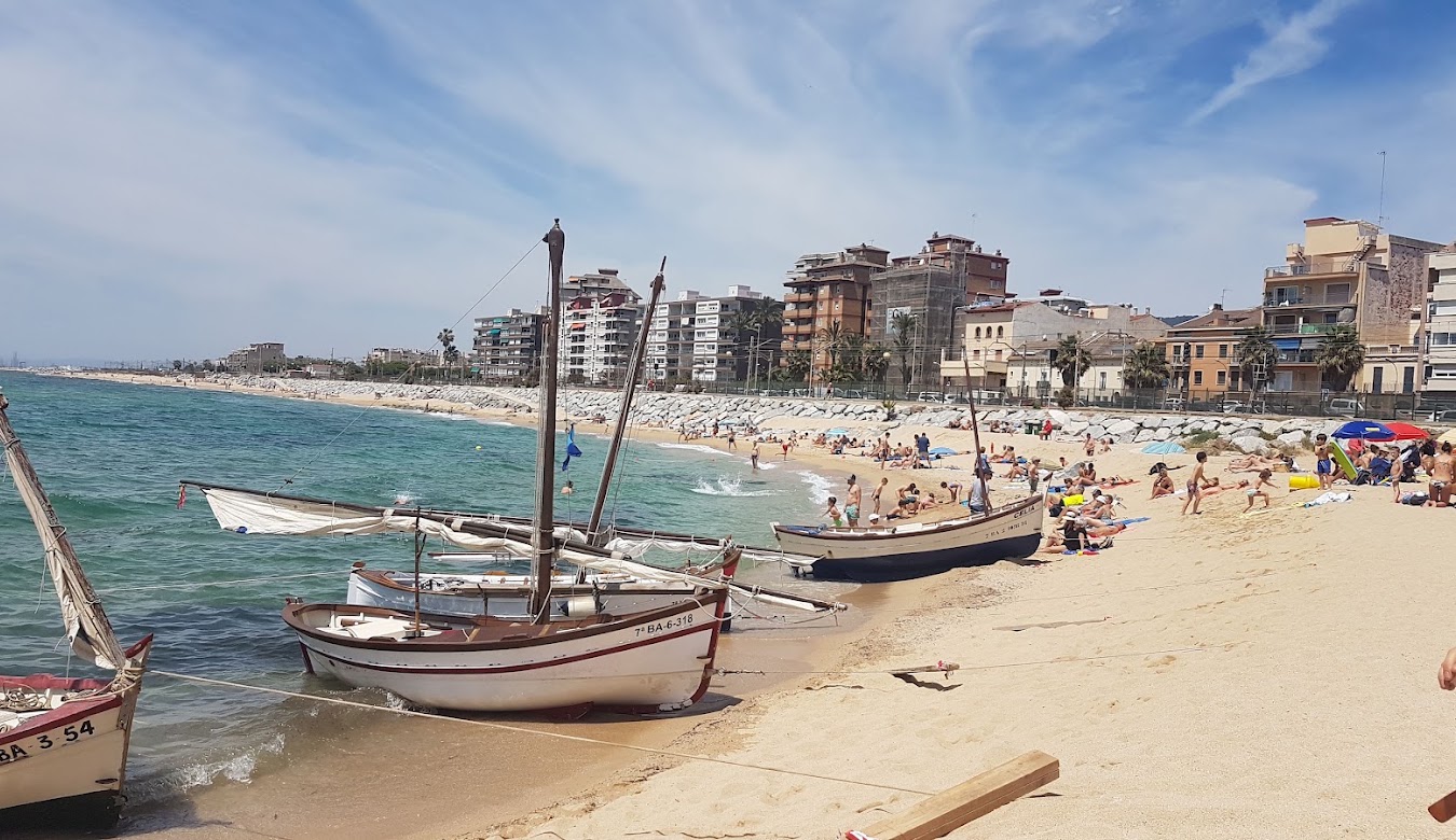 5 playas accesibles en tren desde Barcelona para escaparse sin coche 9 AHRPTWmB7TAT0etinZJoGNilolFmlplGDLk52mlqpwj9zu4Yt52WOU95OiIX WuIVxT tmp7AJ ezLJ5azMdDE3VR6cIcknOdN4nKBoJB8hu 6sJFZi8slyw5CQ9zyExfUYjBog5jRq=w1350 h780 nk no