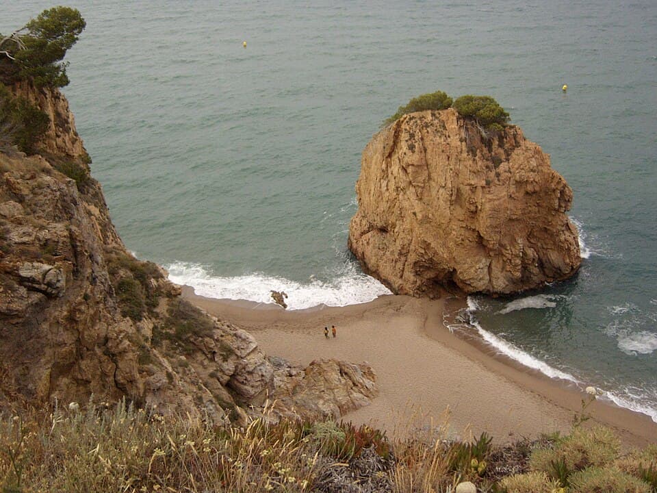 Estos 10 rincones de Cataluña que Instagram acabó mimando 17 Isla Roja 01