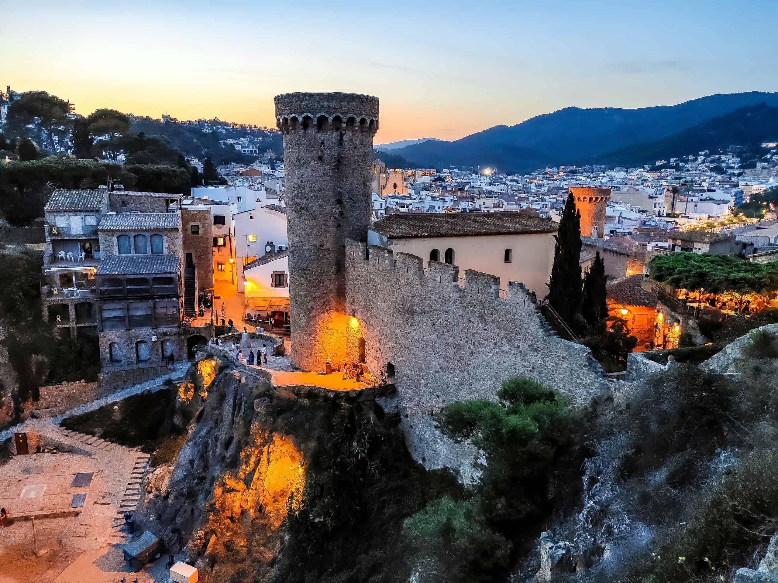 Estos 10 rincones de Cataluña que Instagram acabó estropeando 12 hervidor joshua mnAz0rcHeBc unsplash escalado