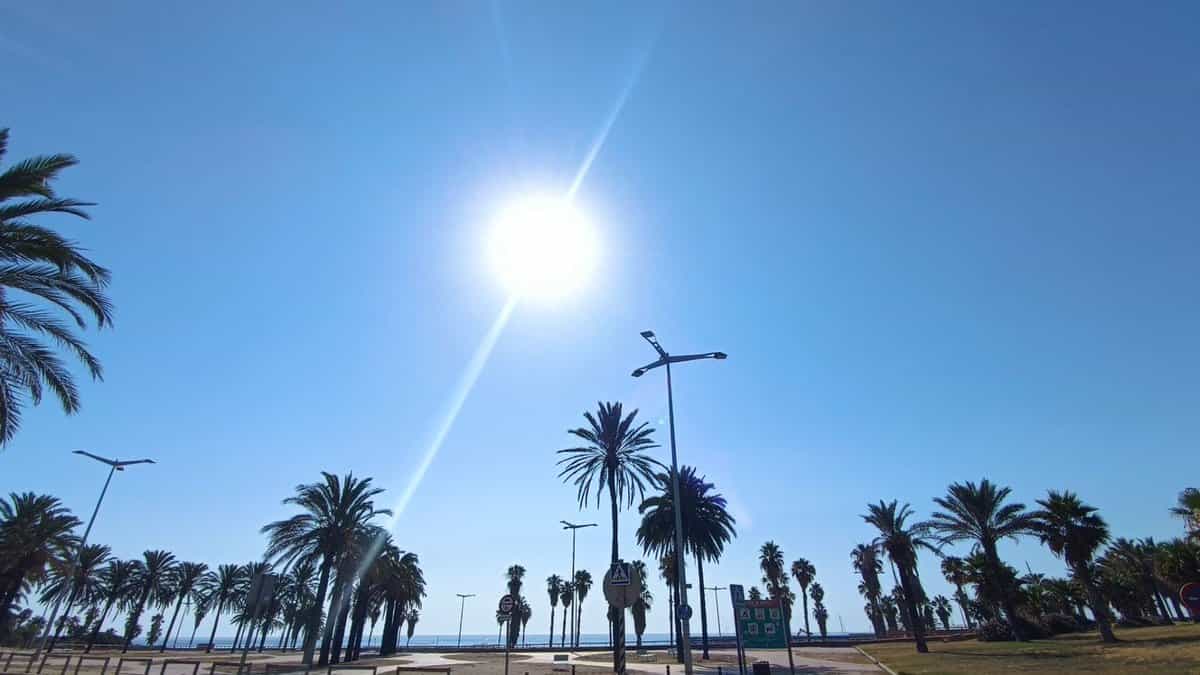 Inundaciones, olas de calor: ¿y si los primeros refugiados climáticos en Europa fueran los españoles? 2 Ola de calor en Barcelona